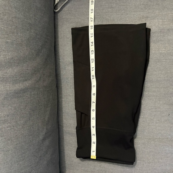 DKNY Women's Black Bike Shorts - Picture 6 of 7